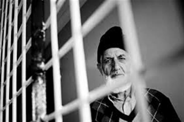 Image result for geelani barred from offering friday prayer